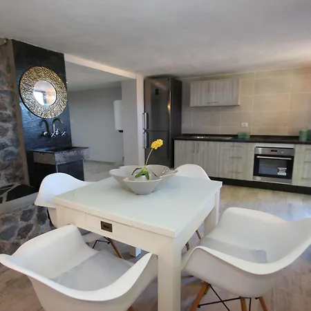 In Guia De Isora- Teneriffa By Interhome Daire