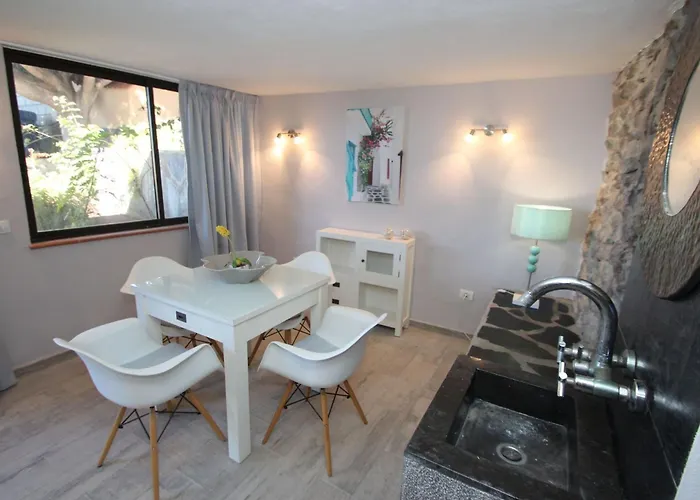 Appartamento In Guia De Isora- Teneriffa By Interhome *