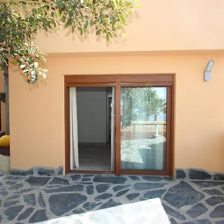 In Guia De Isora- Teneriffa By Interhome *