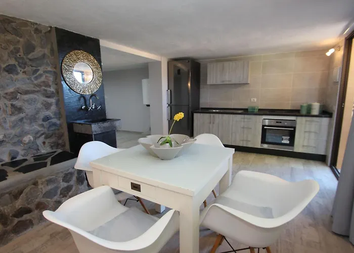 In Guia De Isora- Teneriffa By Interhome Apartment